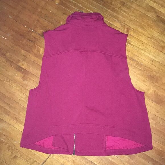 Torrid 1 Cranberry asymmetrical Moto vest - Picture 2 of 3